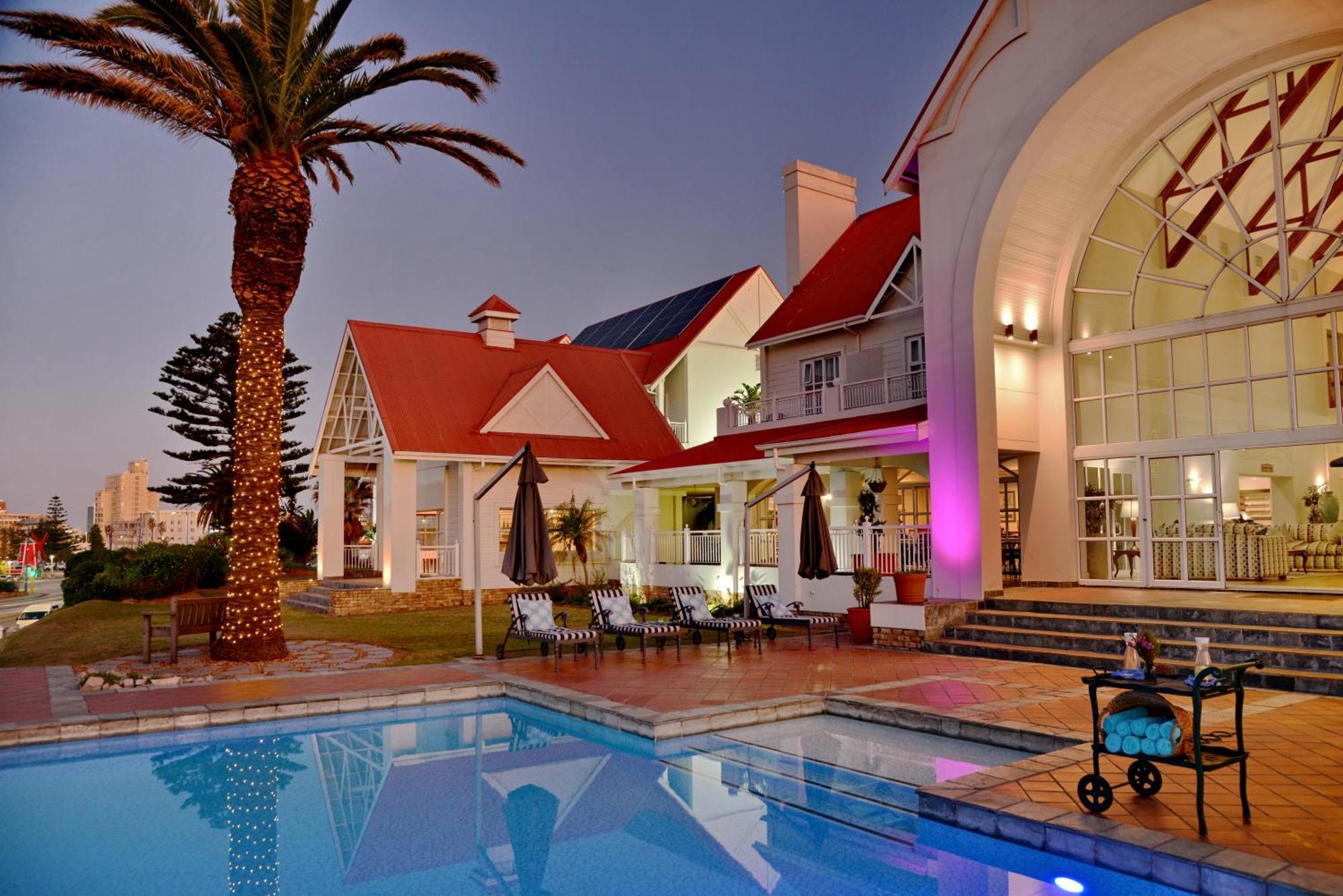 Courtyard Gqeberha Hotel 4*